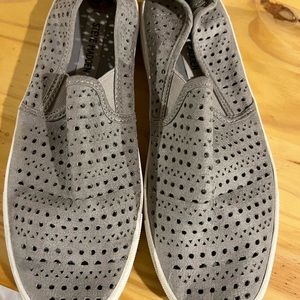 Steve Madden slip on
